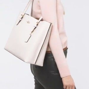 Meet your Posher, Jo